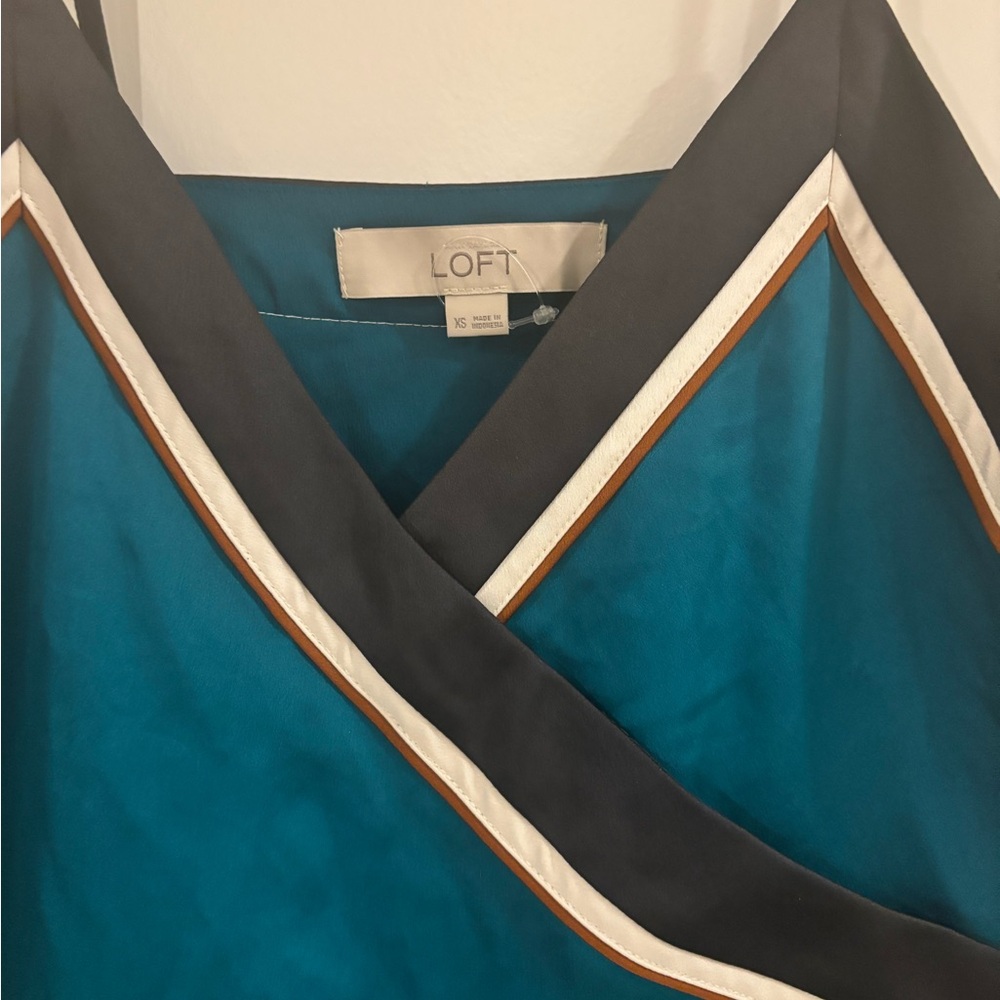 LOFT Teal and Black Strappy Blouse NWOT - Picture 5 of 5